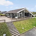 Vakantiehuis Pet Friendly In With Wifi *
