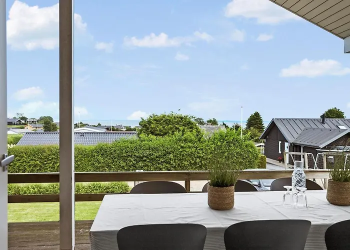 Semesterbostad Pet Friendly In With Wifi Hejls