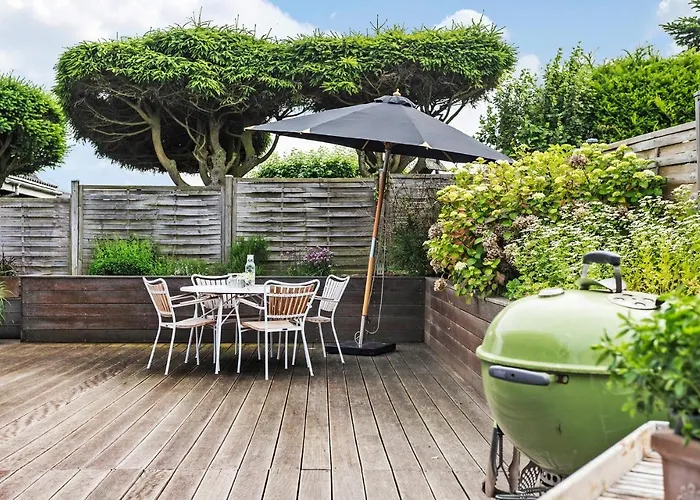 Semesterbostad Pet Friendly In With Wifi Hejls